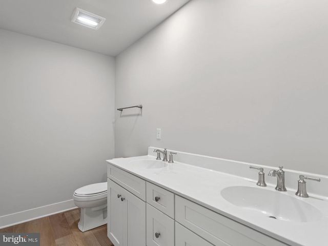1132 ALDEN ST, Mount Joy, PA 17552