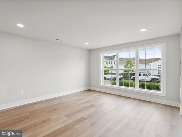1132 ALDEN ST, Mount Joy, PA 17552