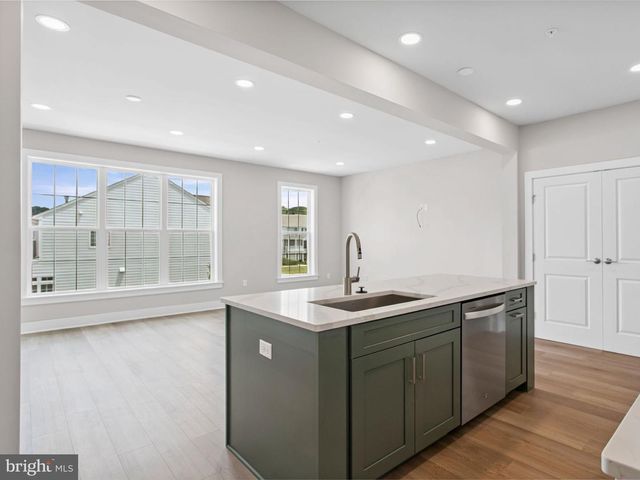 1132 ALDEN ST, Mount Joy, PA 17552