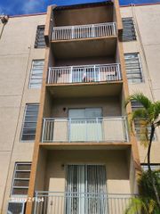 4841 NW 7th St 203-4, Miami, FL 33126