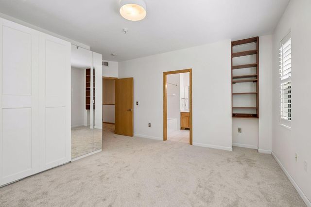 2566 Ellis Avenue 104, Saint Paul, MN 55114