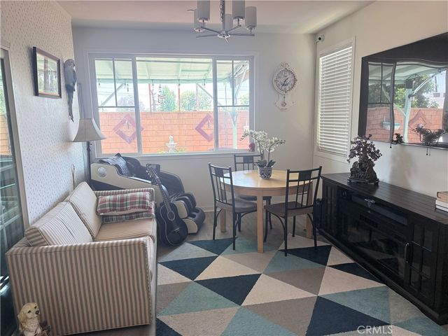 203 Promenade, Pomona, CA 91767