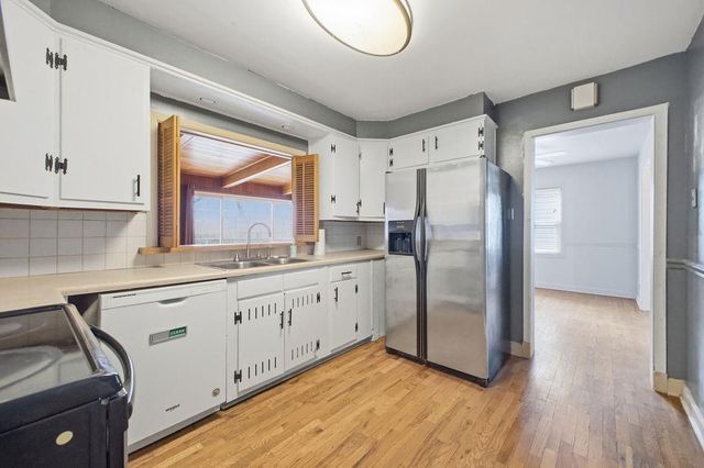 1805 6th Avenue, St Joseph, MO 64505