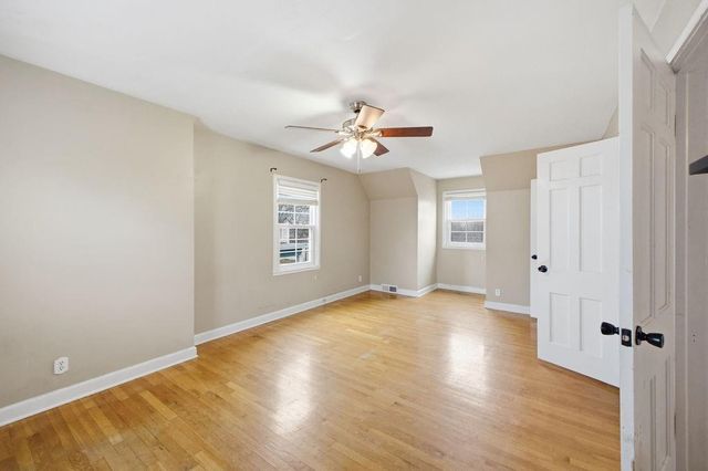 1805 6th Avenue, St Joseph, MO 64505