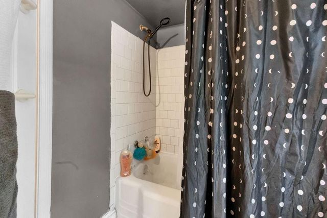 1805 6th Avenue, St Joseph, MO 64505