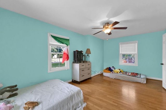 1805 6th Avenue, St Joseph, MO 64505