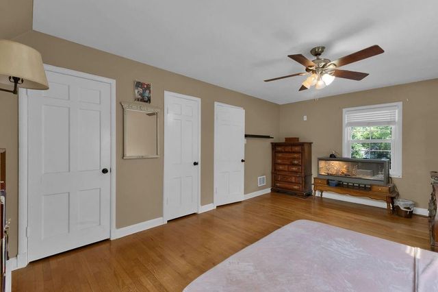 1805 6th Avenue, St Joseph, MO 64505