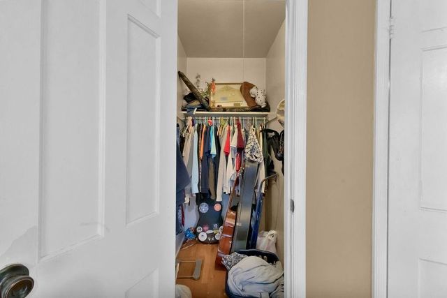 1805 6th Avenue, St Joseph, MO 64505