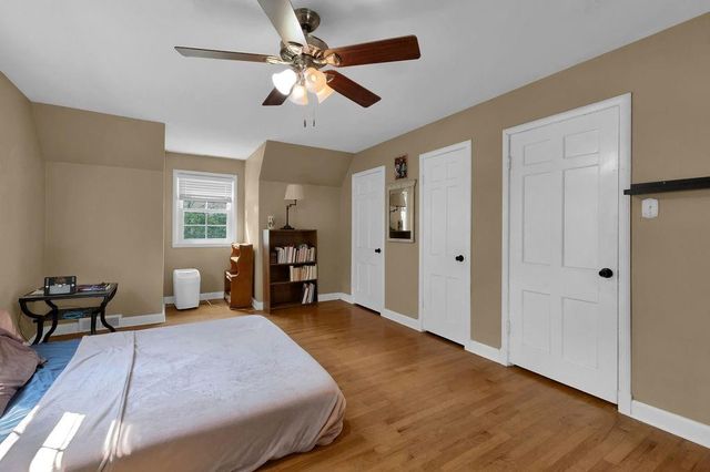 1805 6th Avenue, St Joseph, MO 64505