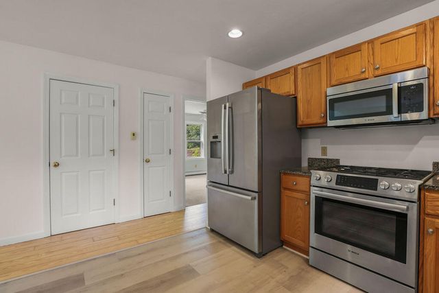 9 Beachwood Road, Bourne, MA 02532