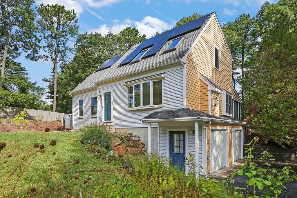 9 Beachwood Road, Bourne, MA 02532