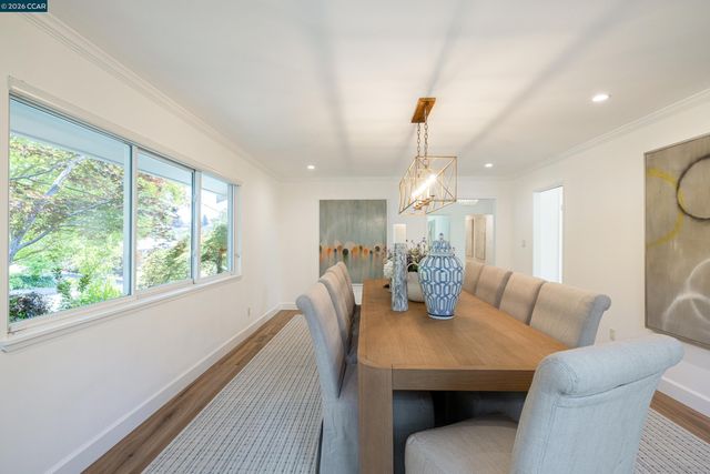 59 Lynwood Pl, Moraga, CA 94556