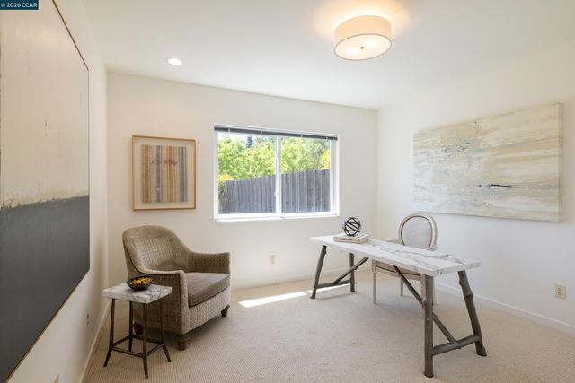 59 Lynwood Pl, Moraga, CA 94556
