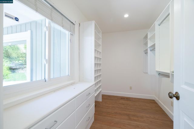 59 Lynwood Pl, Moraga, CA 94556