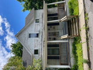 6 Clayton Street, Amsterdam, NY 12010
