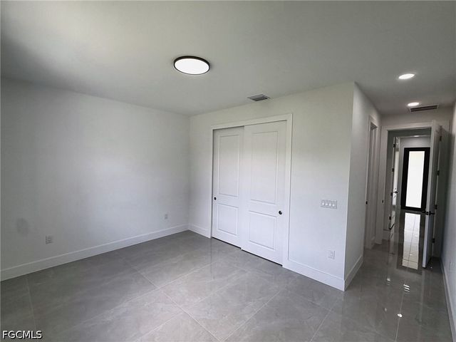 2806 21st ST W, Lehigh Acres, FL 33971