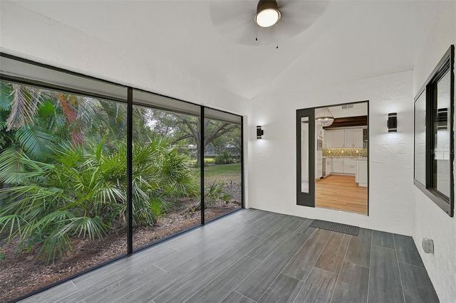 5373 DOMINICA CIRCLE, Sarasota, FL 34233