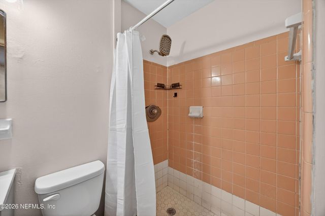 2839 LORAN Drive N, Jacksonville, FL 32216