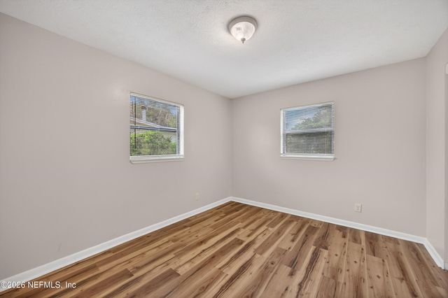 2839 LORAN Drive N, Jacksonville, FL 32216