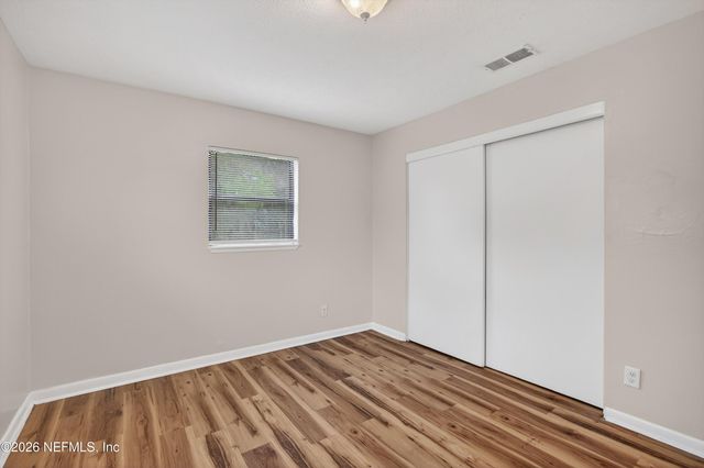 2839 LORAN Drive N, Jacksonville, FL 32216