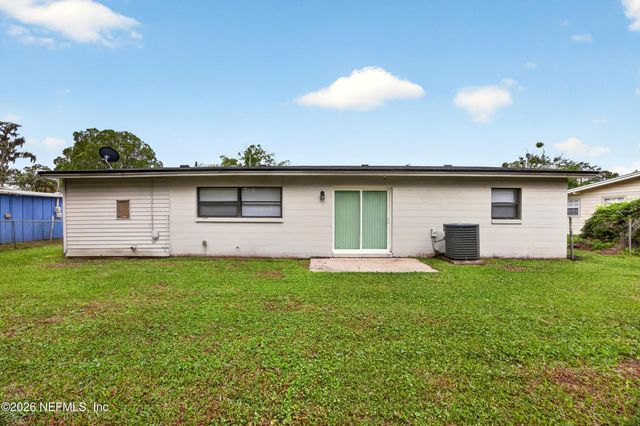 2839 LORAN Drive N, Jacksonville, FL 32216