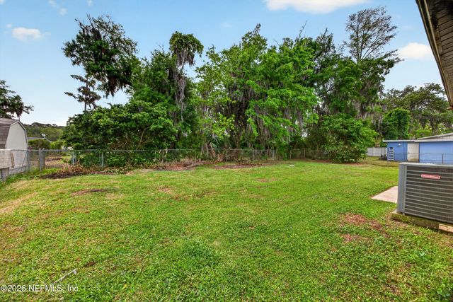 2839 LORAN Drive N, Jacksonville, FL 32216