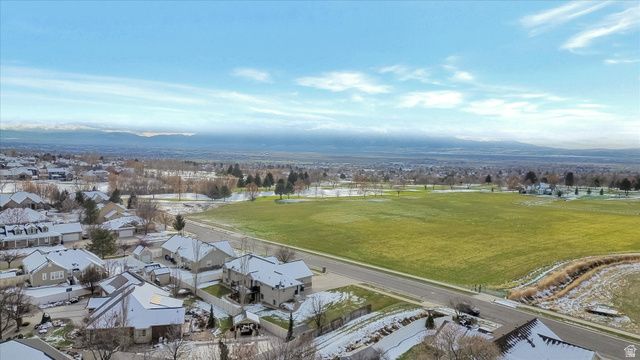 52 N 880 E, Smithfield, UT 84335