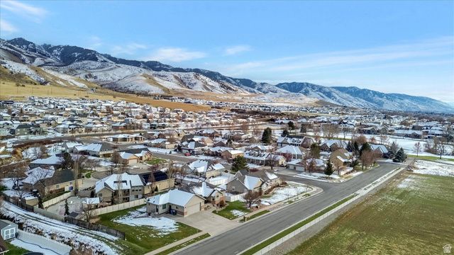 52 N 880 E, Smithfield, UT 84335