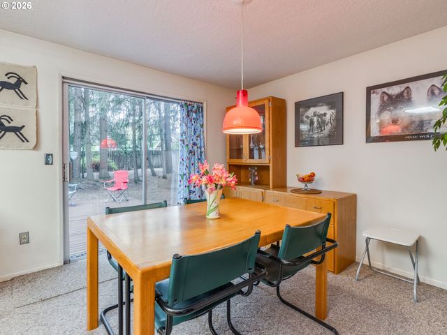 6103 Nw BERNIE Dr, Vancouver, WA 98663