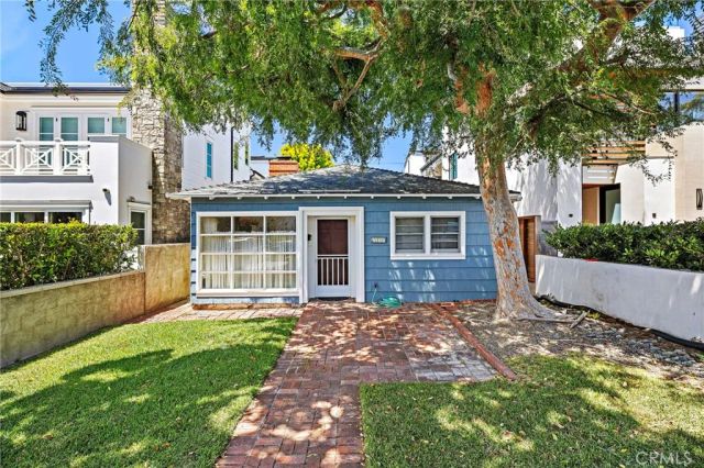 619 Narcissus, Newport Beach, CA 92625