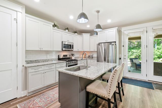 2320 Bob Cheek Rd, Lewisburg, TN 37091