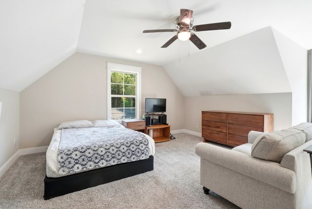 2320 Bob Cheek Rd, Lewisburg, TN 37091