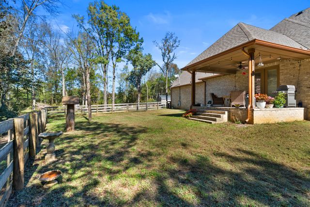 2320 Bob Cheek Rd, Lewisburg, TN 37091