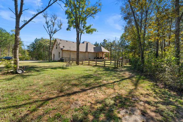 2320 Bob Cheek Rd, Lewisburg, TN 37091