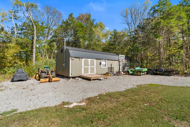 2320 Bob Cheek Rd, Lewisburg, TN 37091