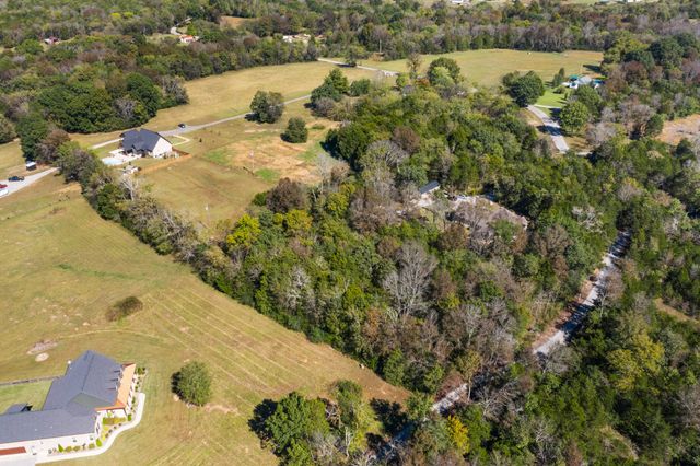 2320 Bob Cheek Rd, Lewisburg, TN 37091