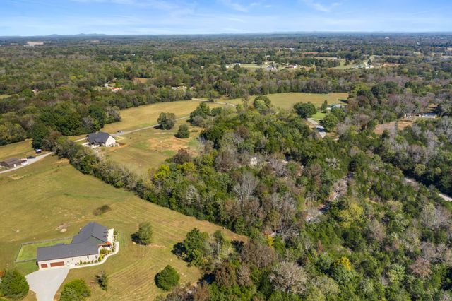 2320 Bob Cheek Rd, Lewisburg, TN 37091