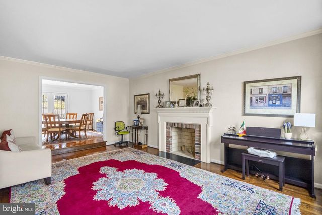 1910 SUNRISE DR, Potomac, MD 20854