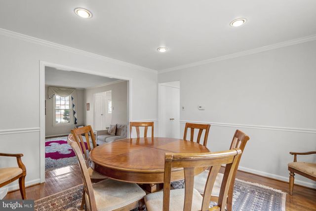 1910 SUNRISE DR, Potomac, MD 20854