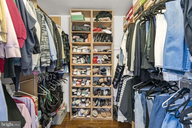 1910 SUNRISE DR, Potomac, MD 20854