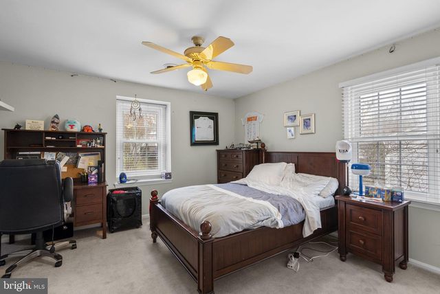 1910 SUNRISE DR, Potomac, MD 20854