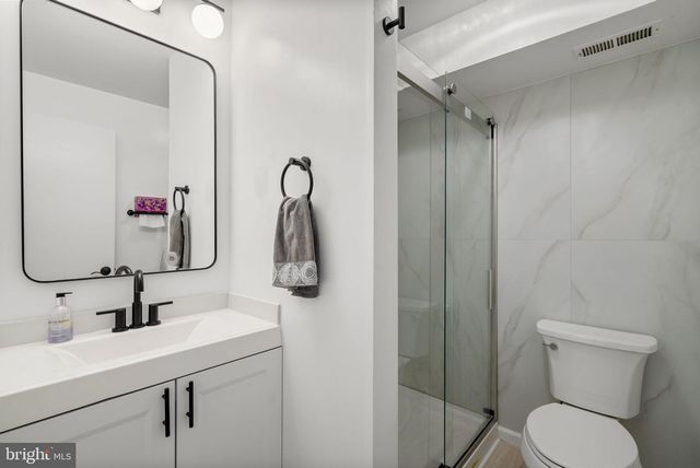 1910 SUNRISE DR, Potomac, MD 20854