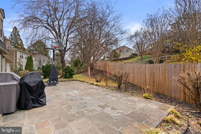 1910 SUNRISE DR, Potomac, MD 20854