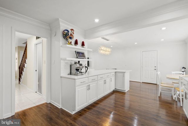 1910 SUNRISE DR, Potomac, MD 20854