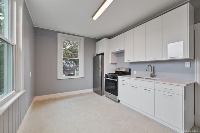 1 Elizabeth Place 1F, Nyack, NY 10960