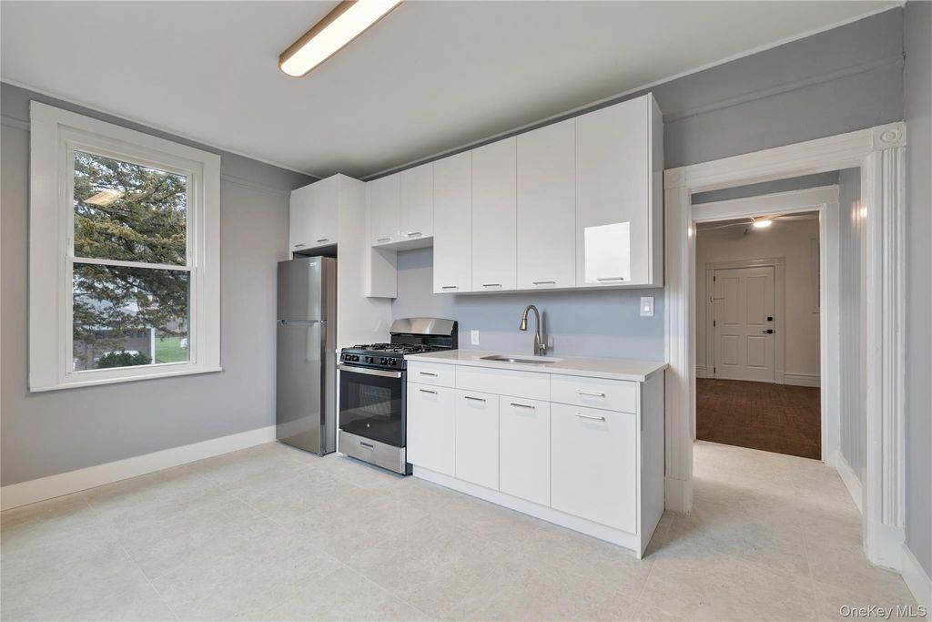 1 Elizabeth Place 1F, Nyack, NY 10960