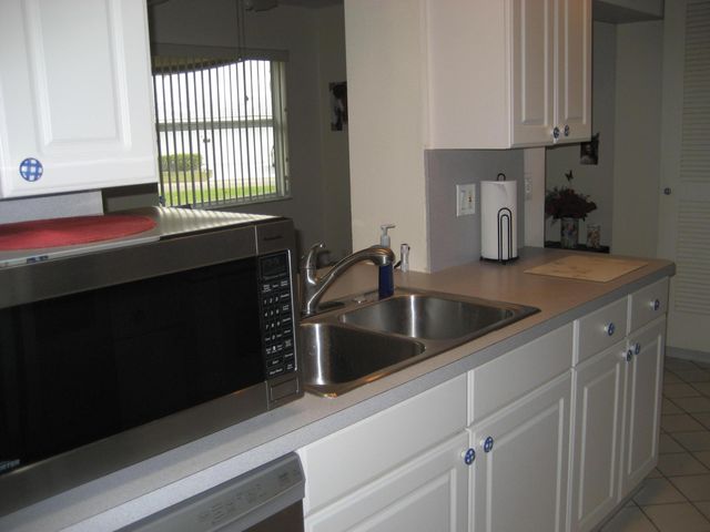 2108 SW 15th Street SW, Boynton Beach, FL 33426