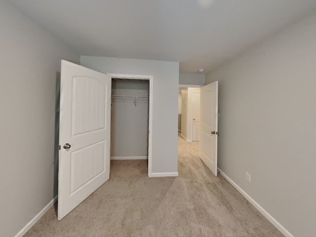 8012 Craighead Dr, Lebanon, TN 37087