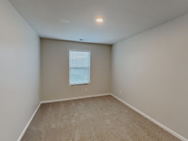 8012 Craighead Dr, Lebanon, TN 37087