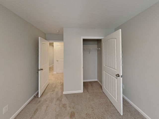 8012 Craighead Dr, Lebanon, TN 37087